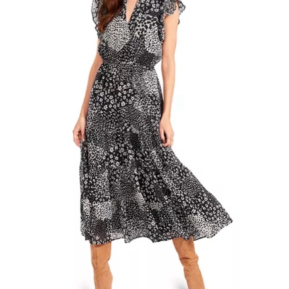 BB Dakota Dresses & Skirts - BB DAKOTA by STEVE MADDEN
Mix Degrees Midi Dress Size Large